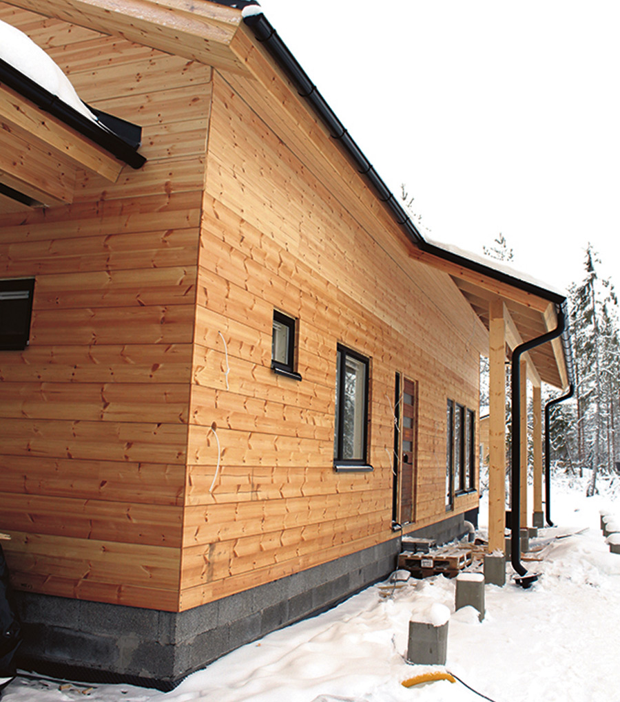 Hongan painumaton hirsi mahdollistaa tasanousun, nollanurkan ja myös pienet peitelistat, koska tällöin ei tarvitse jättää painuntavaroja.