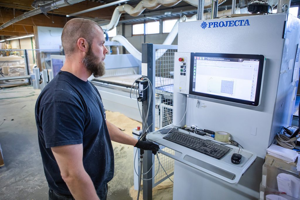 Kotimainen patja tulee läheltä.