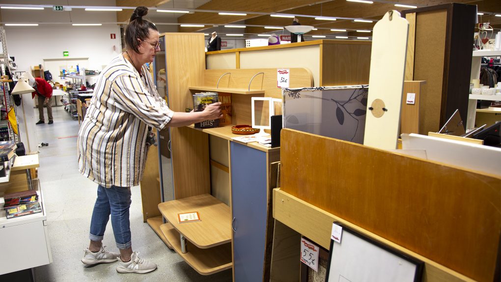 kirjahylly spr-kirppis