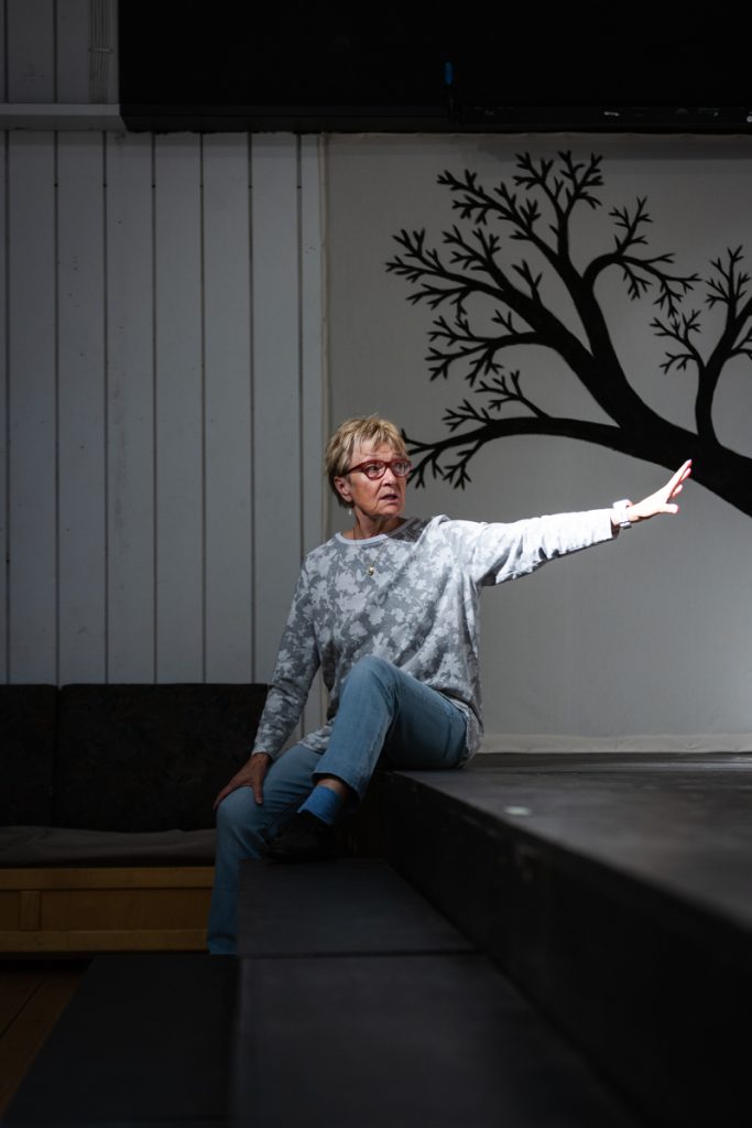 näyttelijä, ohjaaja Eija-Irmeli Lahti