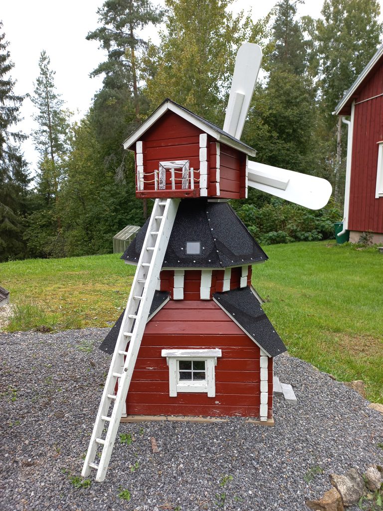 pienoispihapiiri tuulimylly