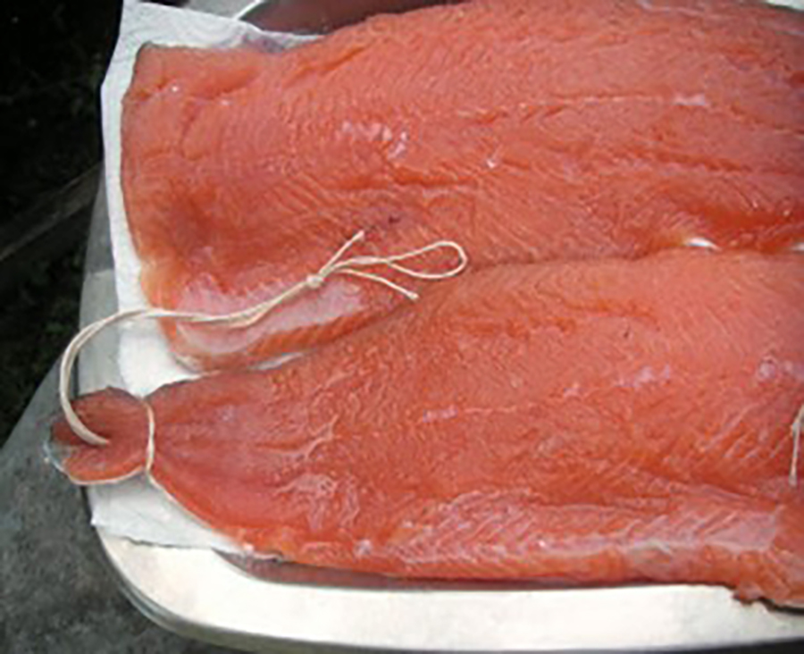 kirjolohen kylmäsavustus